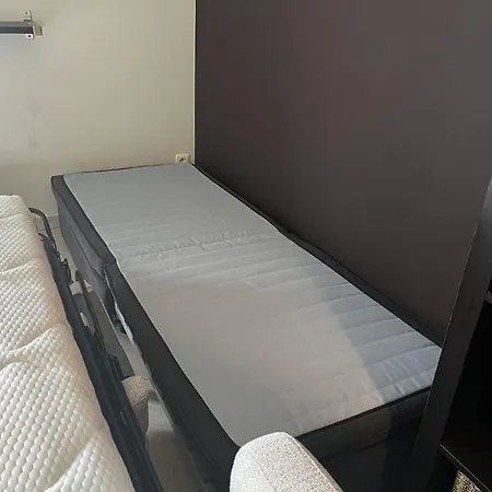 - Netflix Gelmatras En Zwembad *